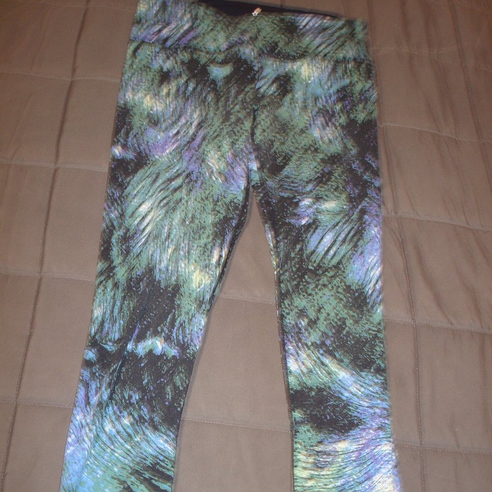 TUFF ATHETICS WOMEN'S WORKOUT PANTS SIZE S  GREEN & BLACK